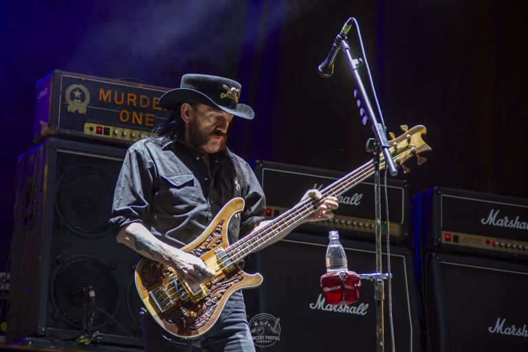 Motörhead auf der Festivalbühne bei Rock am Ring 2015 mit Lemmy Kilmister am Bass